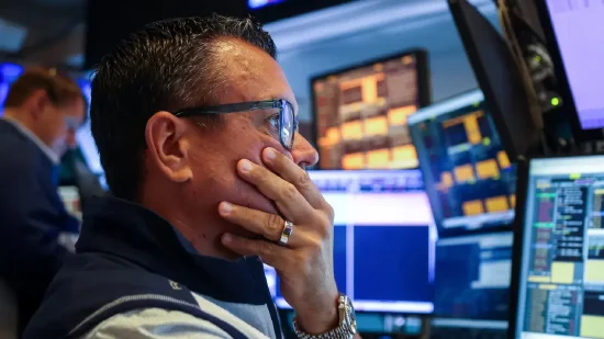 盛鹏智投 收盘：非农数据与关税令美股受挫 标普指数四连跌