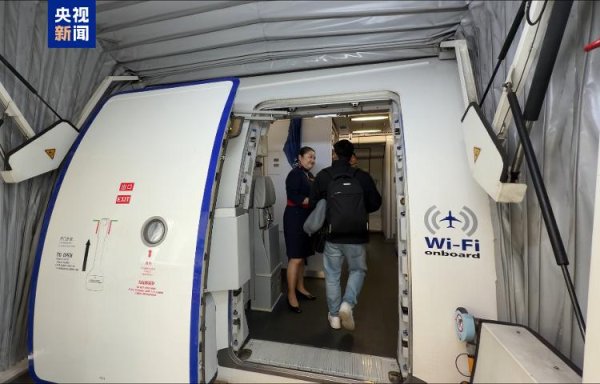 满瑞网 正式复航 国内航司执飞的首趟中印客运航班今天开飞